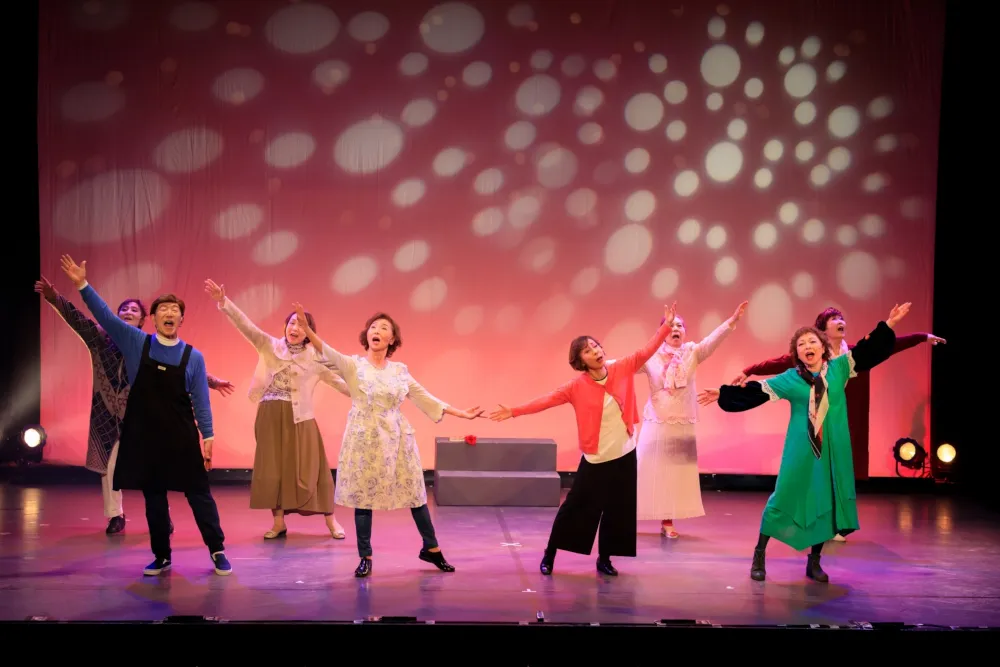 シニアクラスのレッスン風景